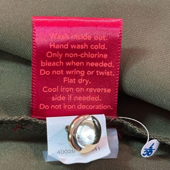 Jennifer Lopez blouse - Picture 7 of 8